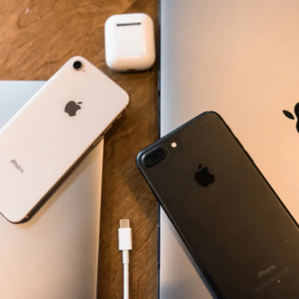 Mobile devices and accessories arranged on a work surface